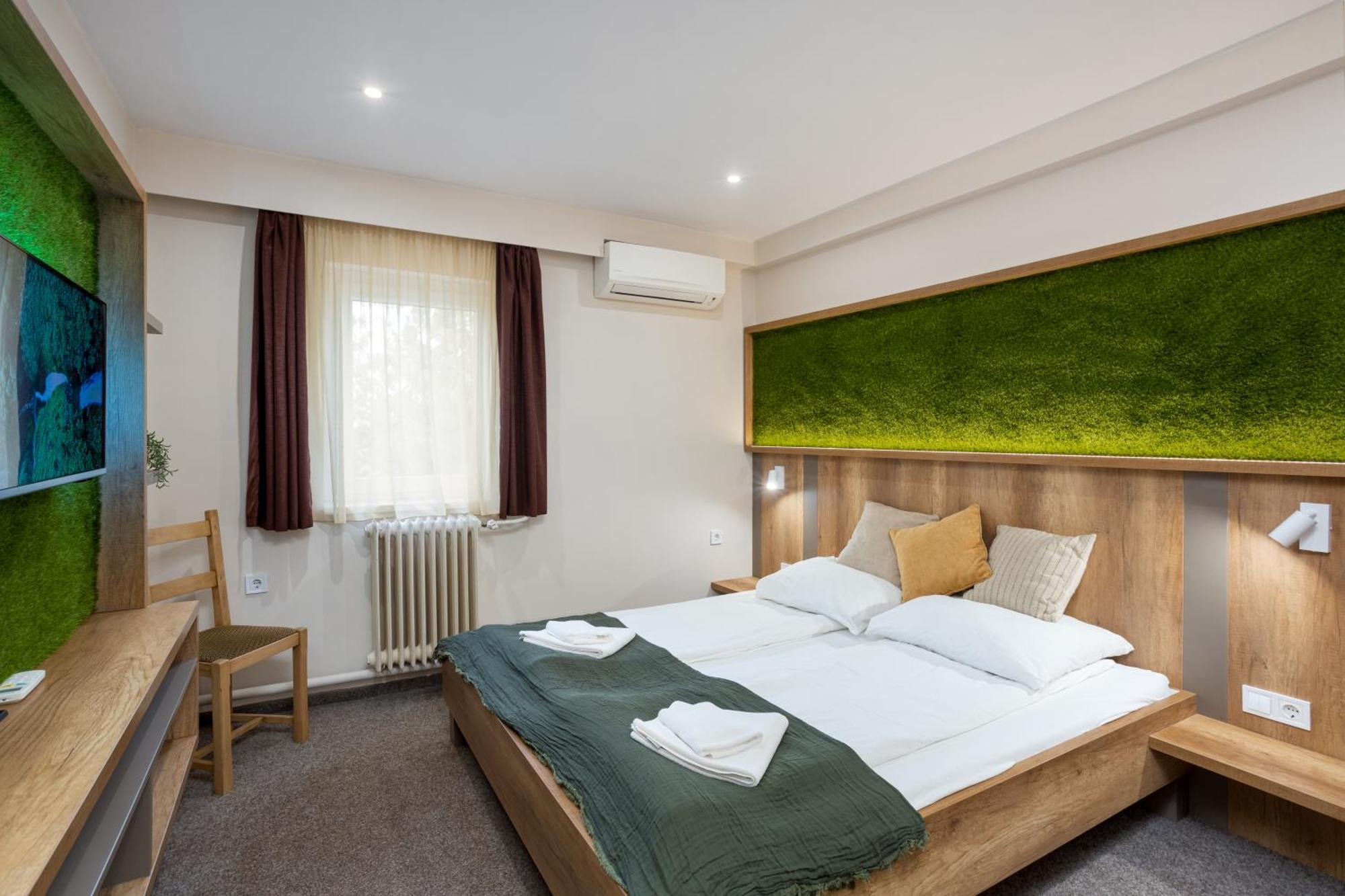 Forro Fogado & Bauer Bistro Hotel Roszke Екстериор снимка